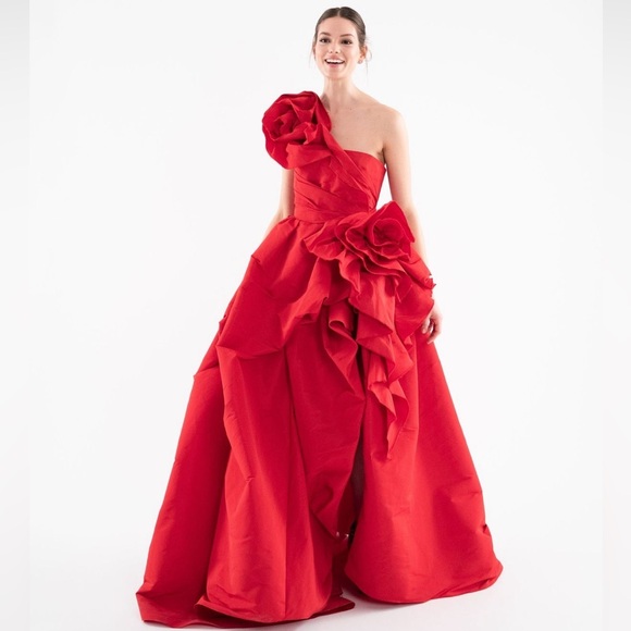 Marchesa Strapless Draped Rosette Rose Faille Ballgown Size M/ US 6 - Picture 4 of 13